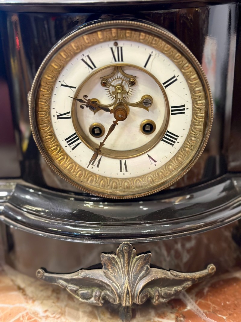 đồng hồ để bàn pháp [TH3110]