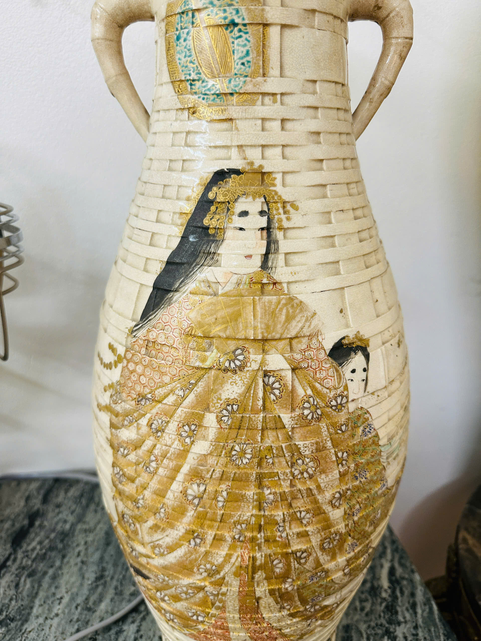 [PH0189] BÌNH GỐM NHẬT SATSUMA – TÁC PHẨM MANG HƠI THỞ CỔ ĐIỂN PHƯƠNG ĐÔNG