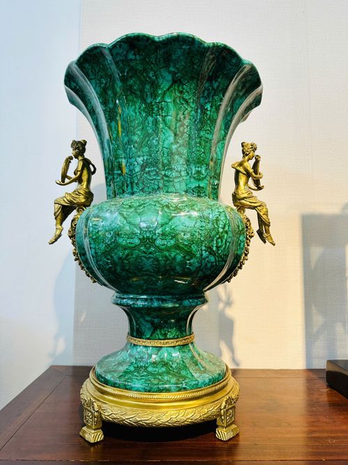 [PH0197] Bình Hoa Cổ Điển Chạm Khắc Đồng – Tác Phẩm Nghệ Thuật Đỉnh Cao