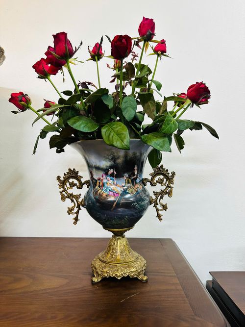 [PH0094] BÌNH SỨ CỔ ĐIỂN – SỰ LÃNG MẠN PHONG CÁCH CHÂU ÂU