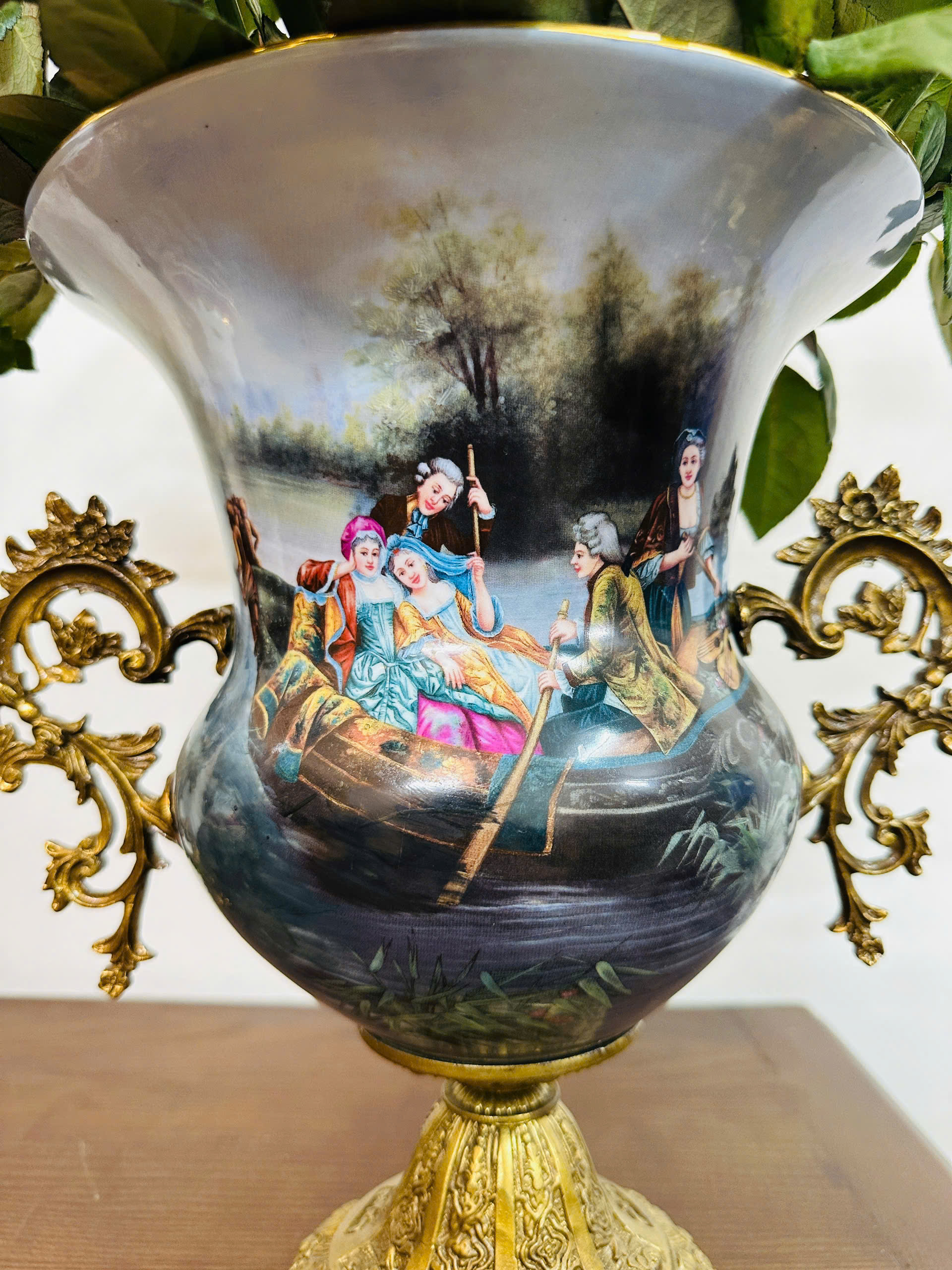 [PH0094] BÌNH SỨ CỔ ĐIỂN – SỰ LÃNG MẠN PHONG CÁCH CHÂU ÂU