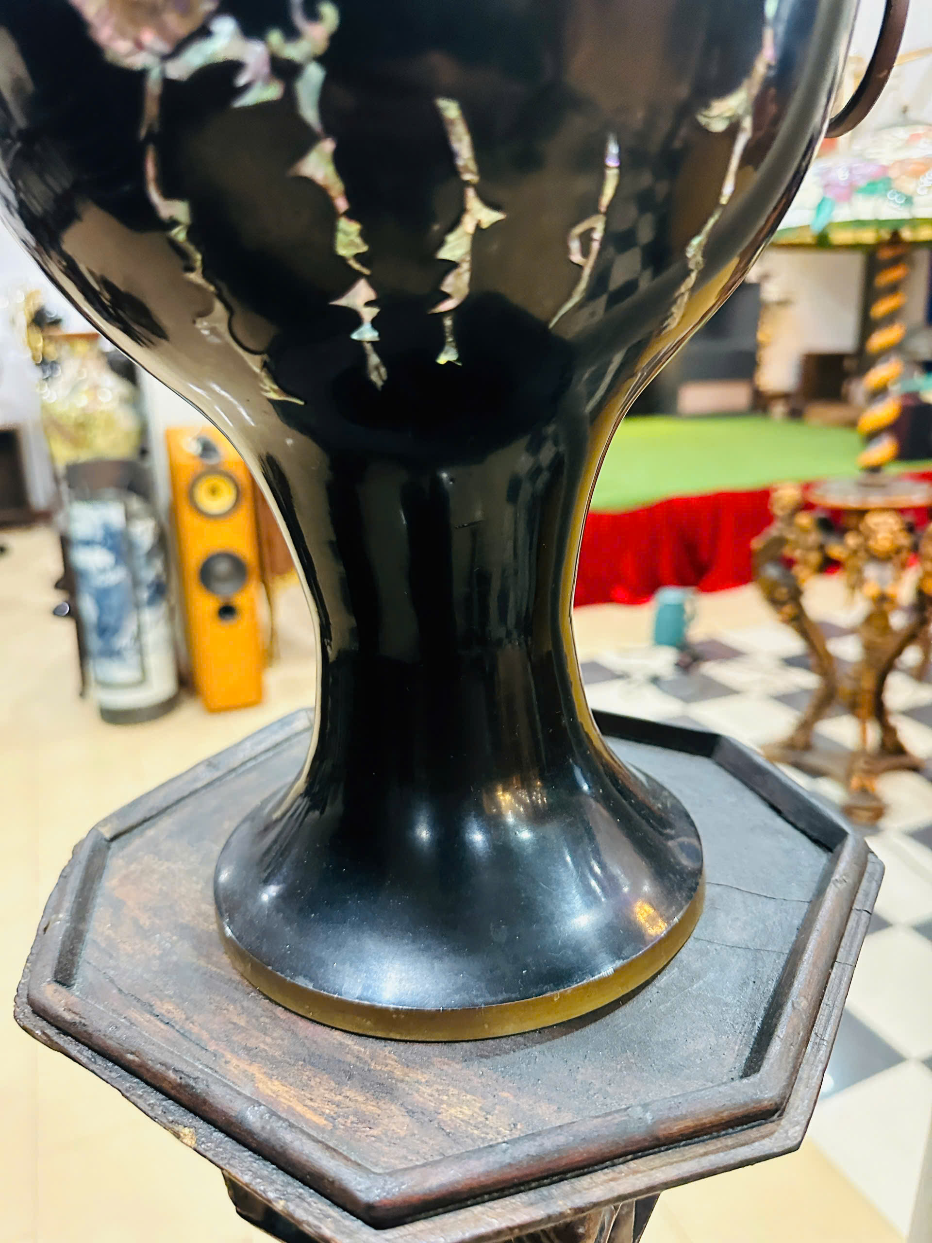 [PH0185] Bình Hoa Đồng kiệt tác điêu khắc