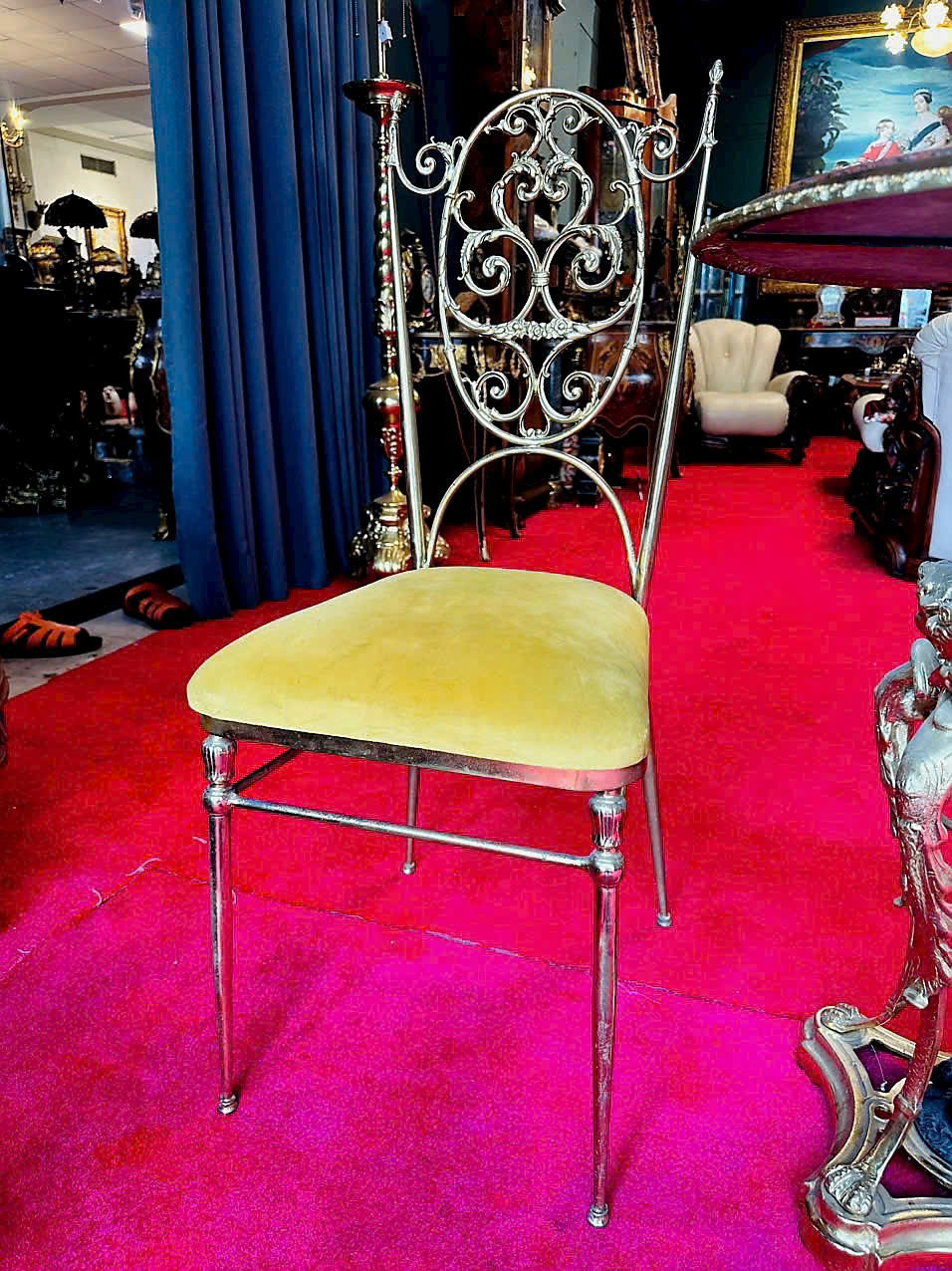 Bộ Bàn Ghế nghệ thuật phong cách châu Âu cổ điển