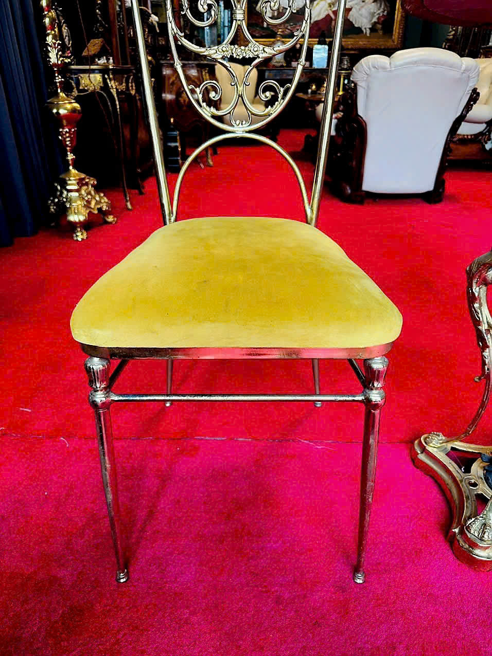 Bộ Bàn Ghế nghệ thuật phong cách châu Âu cổ điển