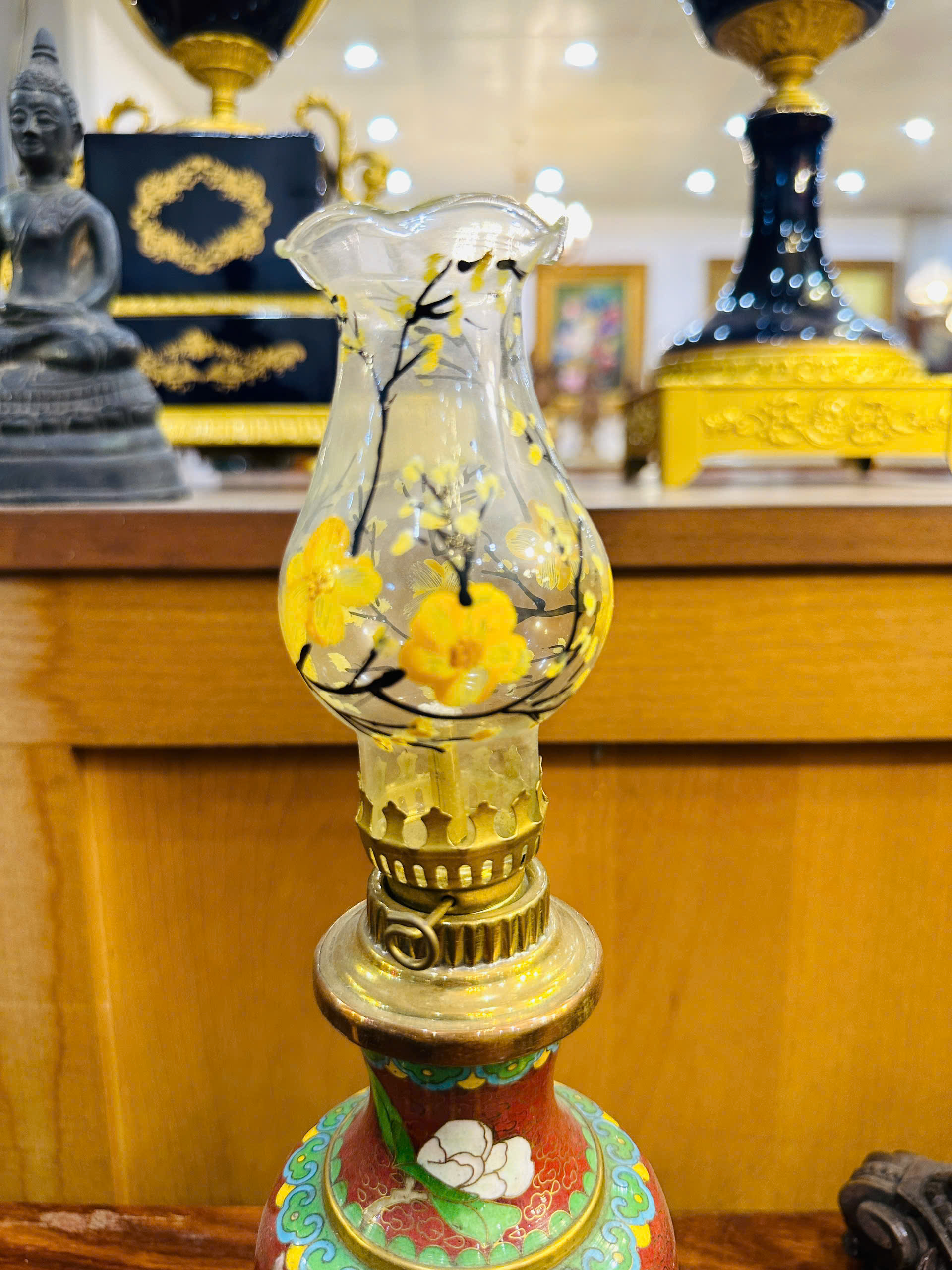 [PH0034-1] Đèn Dầu Pháp Lam