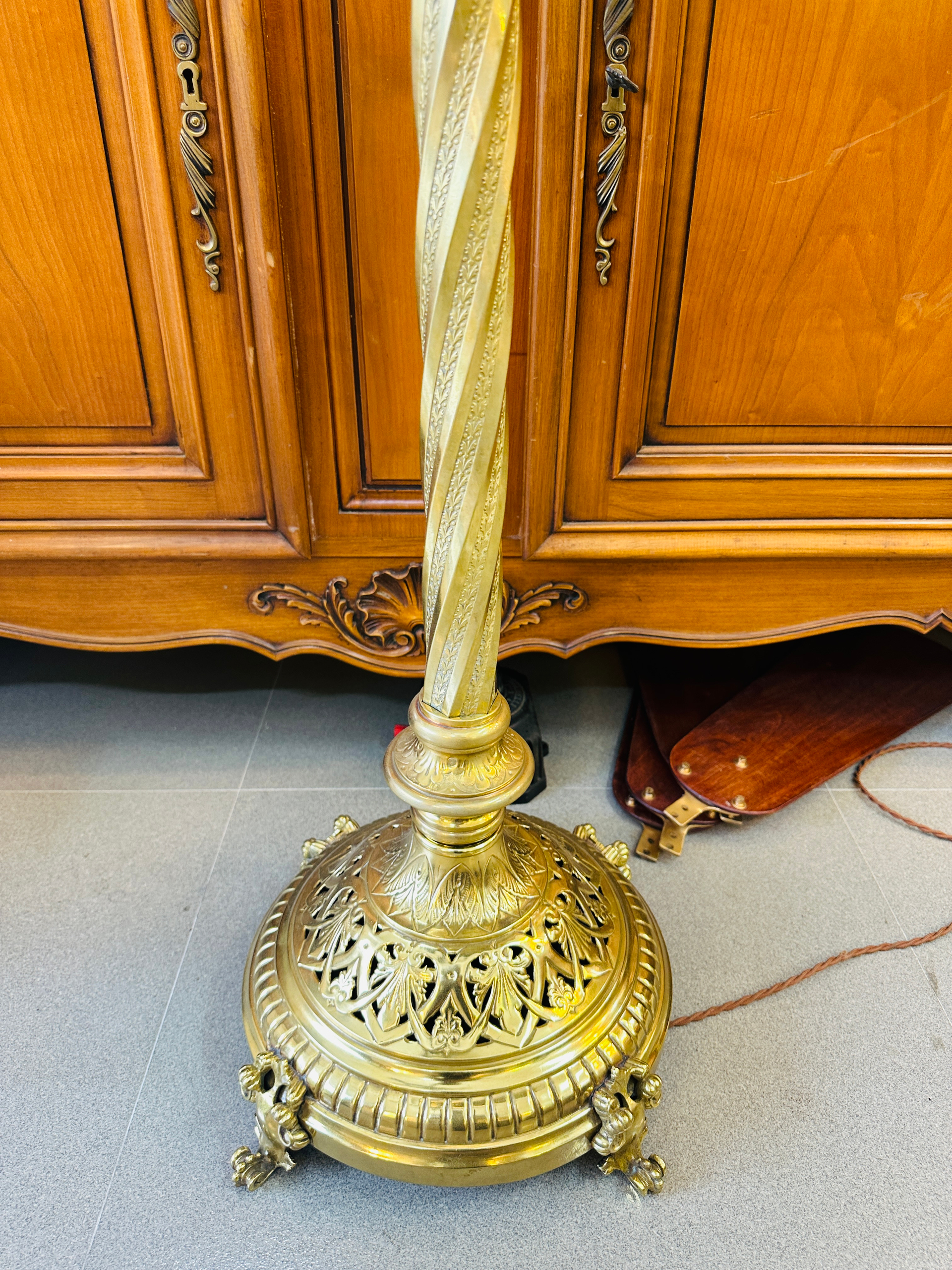 [PH0105] Đèn Tiffany Cây Chân Đồng Kết Hợp Mặt Đá Cẩm Thạch