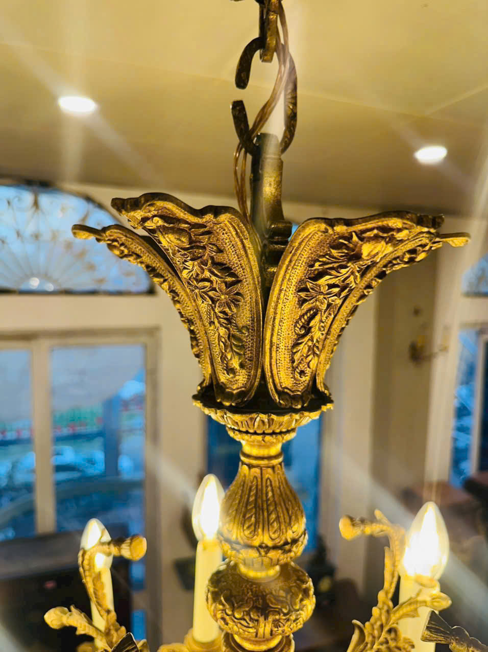 ĐÈN TRÙM ĐỒNG MẠ VÀNG