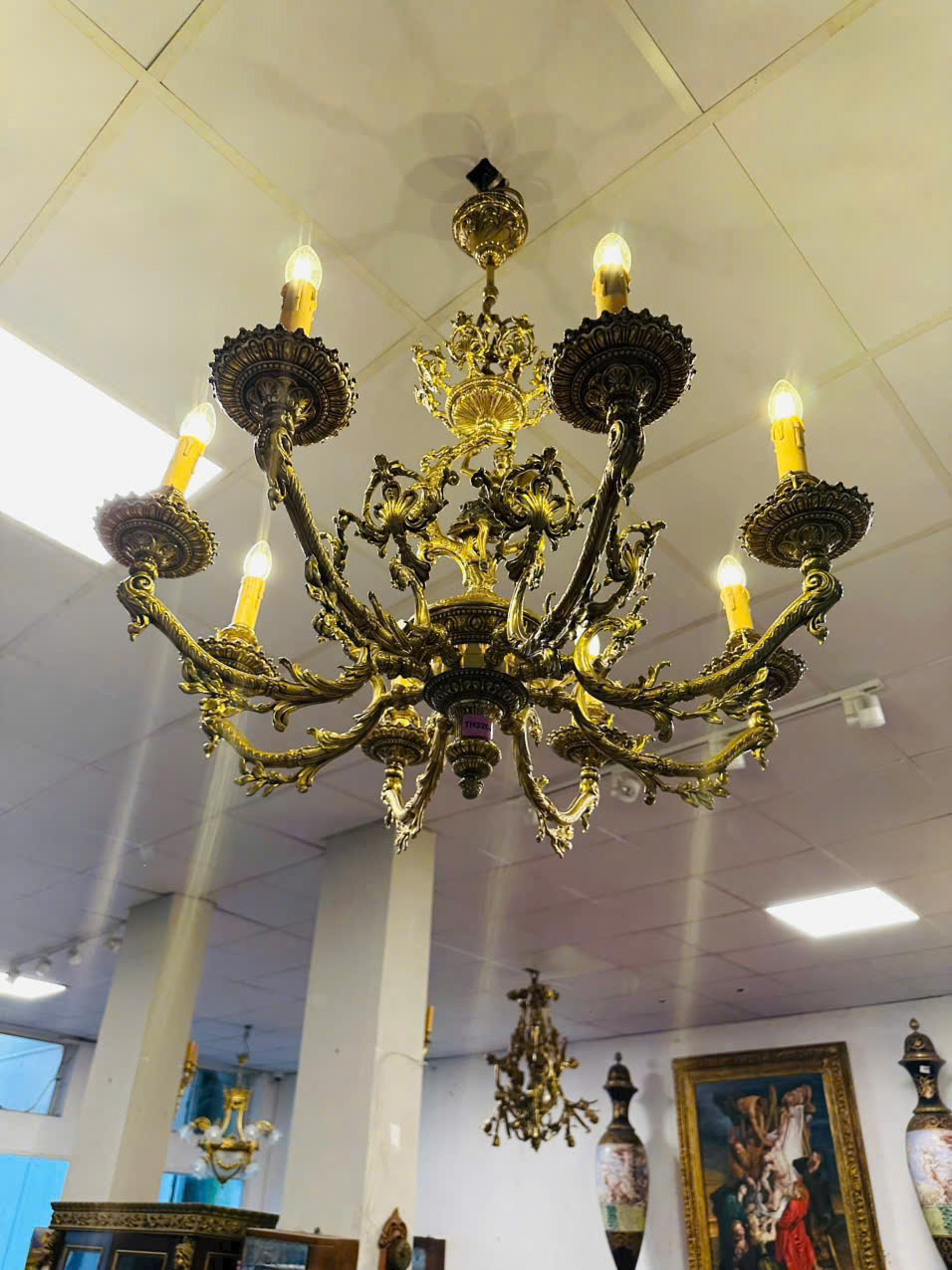 ĐÈN TRÙM TƯỢNG ITALY