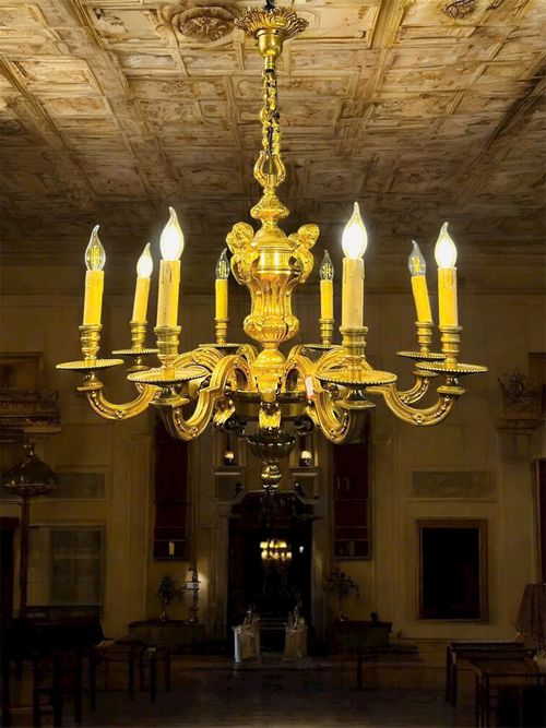 ĐÈN CHÙM CHÂU ÂU – PHIÊN BẢN LACKE VÀNG NGUYÊN BẢN