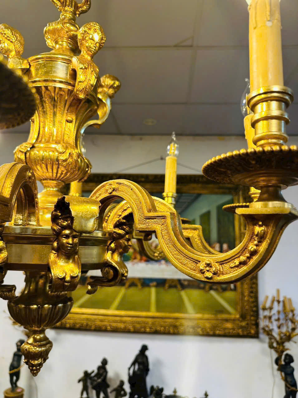 ĐÈN CHÙM CHÂU ÂU – PHIÊN BẢN LACKE VÀNG NGUYÊN BẢN