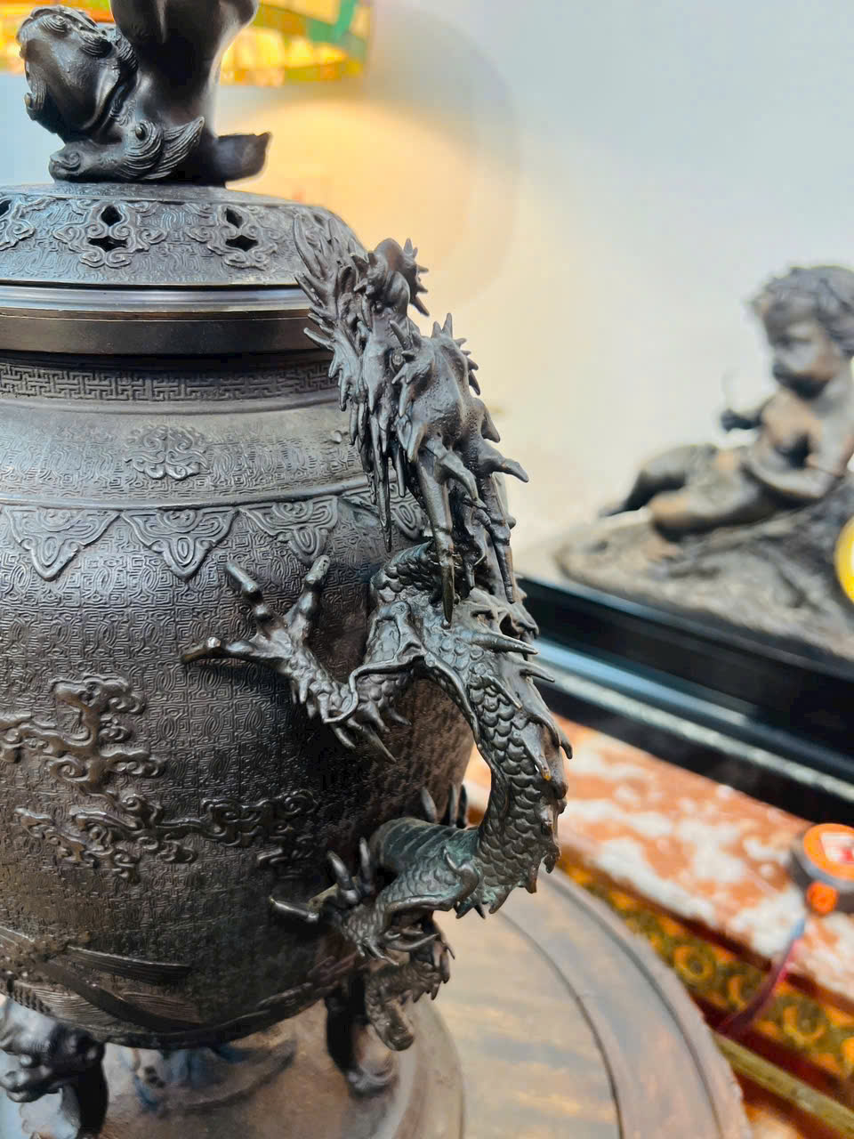 Đỉnh Xông Trầm - Tác Phẩm Phong Thủy Đỉnh Cao Nghệ Thuật