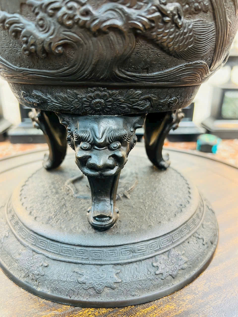 Đỉnh Xông Trầm - Tác Phẩm Phong Thủy Đỉnh Cao Nghệ Thuật