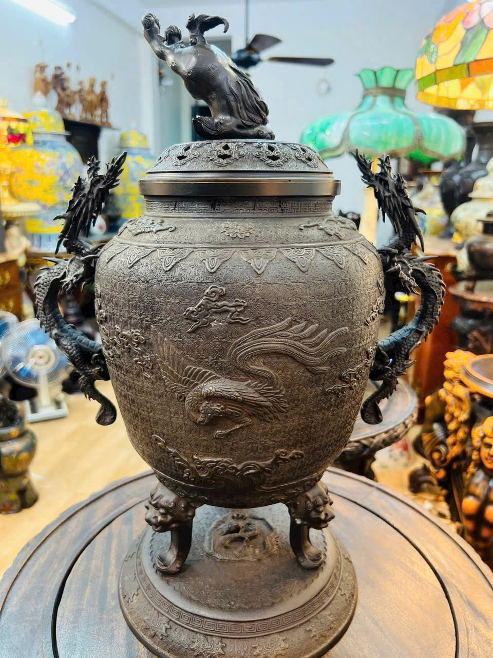 Đỉnh Xông Trầm - Tác Phẩm Phong Thủy Đỉnh Cao Nghệ Thuật