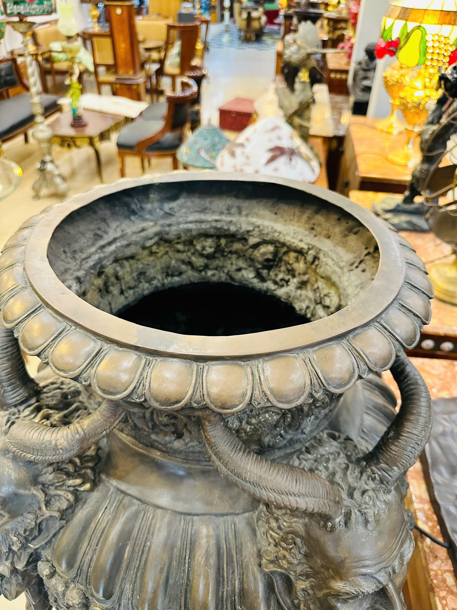 [PH0017] Bình Đồng nghệ thuật Châu Âu