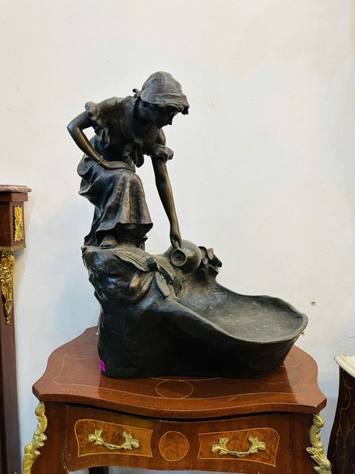 Tượng Nữ Đồng - Nghệ thuật cổ điển