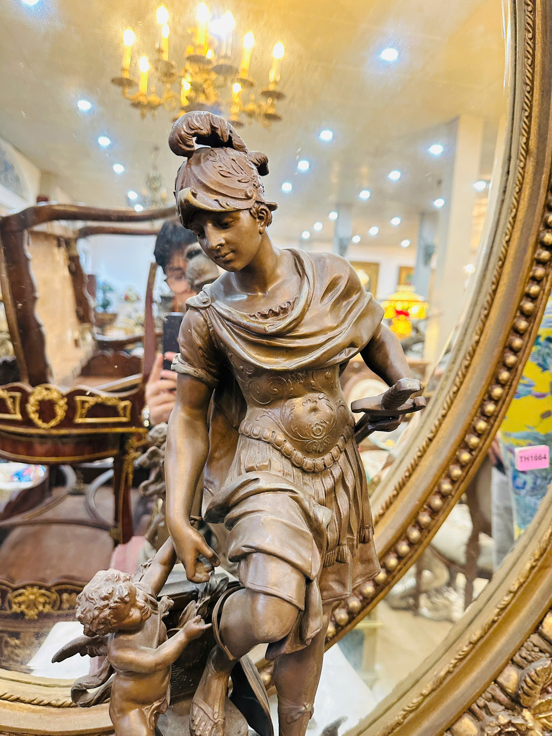 [PH0045] Đồng Hồ Đá Tượng Đồng Của Đức