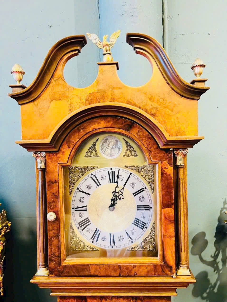 ĐỒNG HỒ CÂY CHÂU ÂU CỔ – DÁNG ĐẸP, ÂM HAY, MÁY AJk ZIN NHẬP ĐỨC