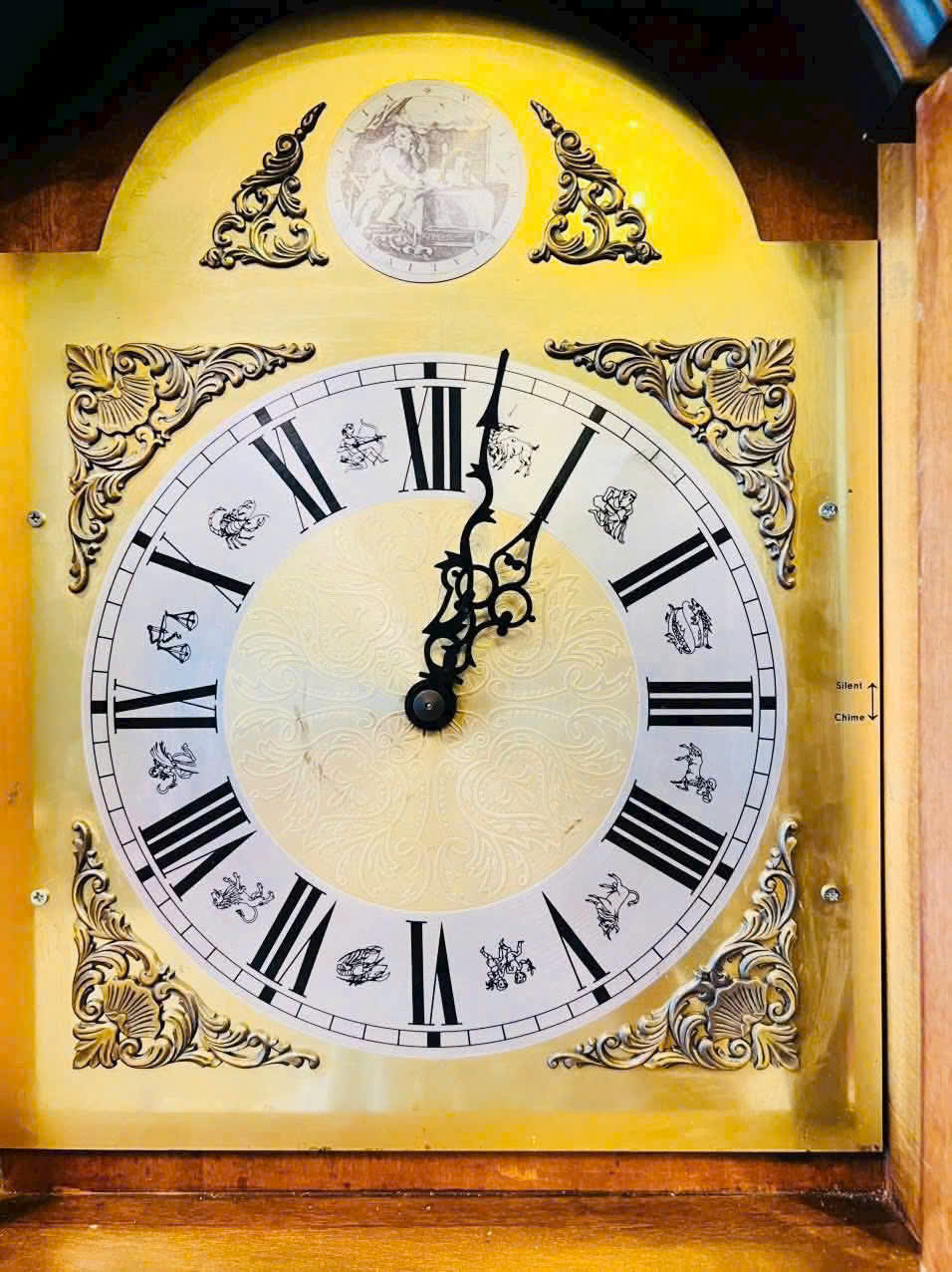 ĐỒNG HỒ CÂY CHÂU ÂU CỔ – DÁNG ĐẸP, ÂM HAY, MÁY AJk ZIN NHẬP ĐỨC