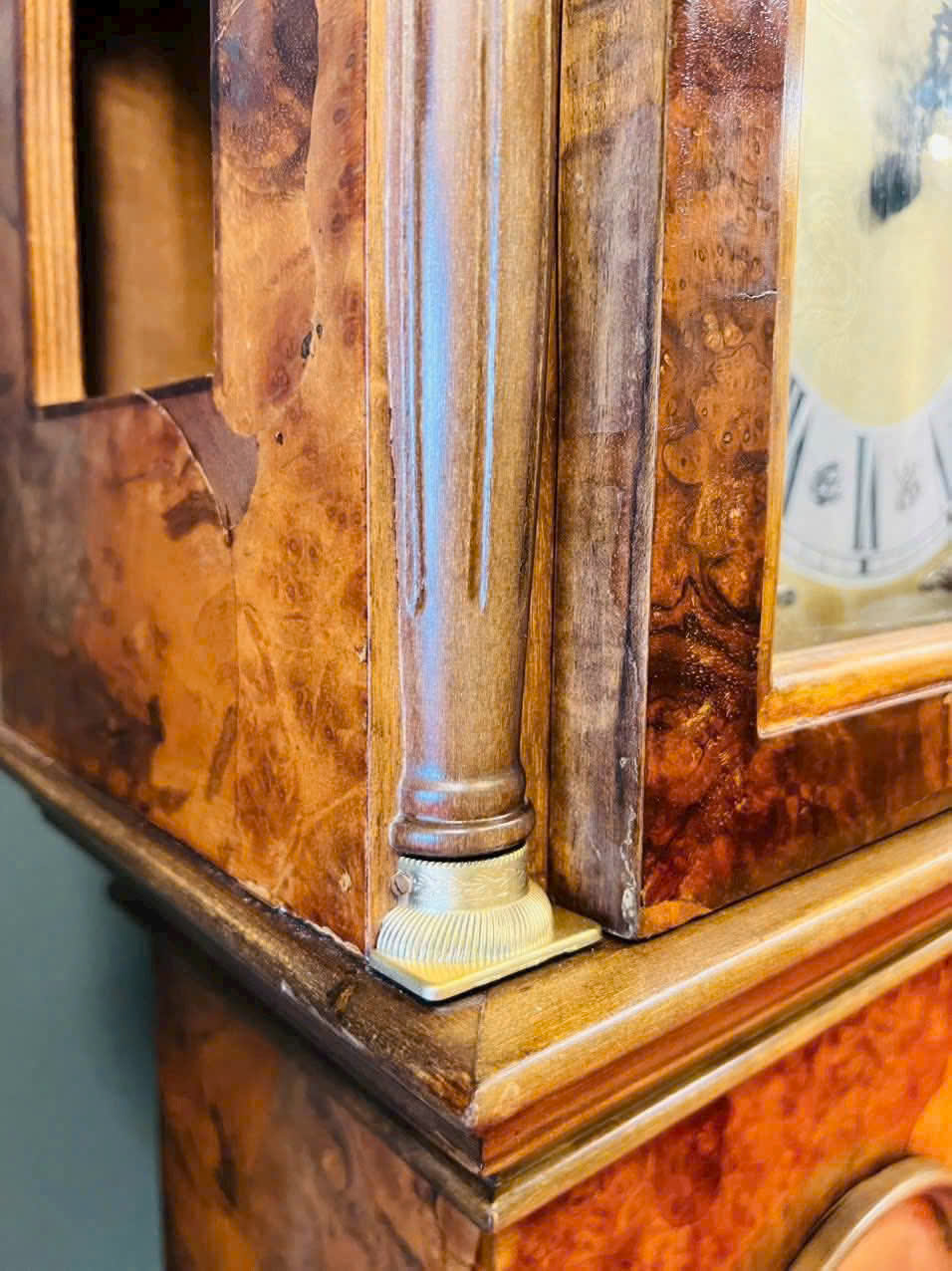 ĐỒNG HỒ CÂY CHÂU ÂU CỔ – DÁNG ĐẸP, ÂM HAY, MÁY AJk ZIN NHẬP ĐỨC