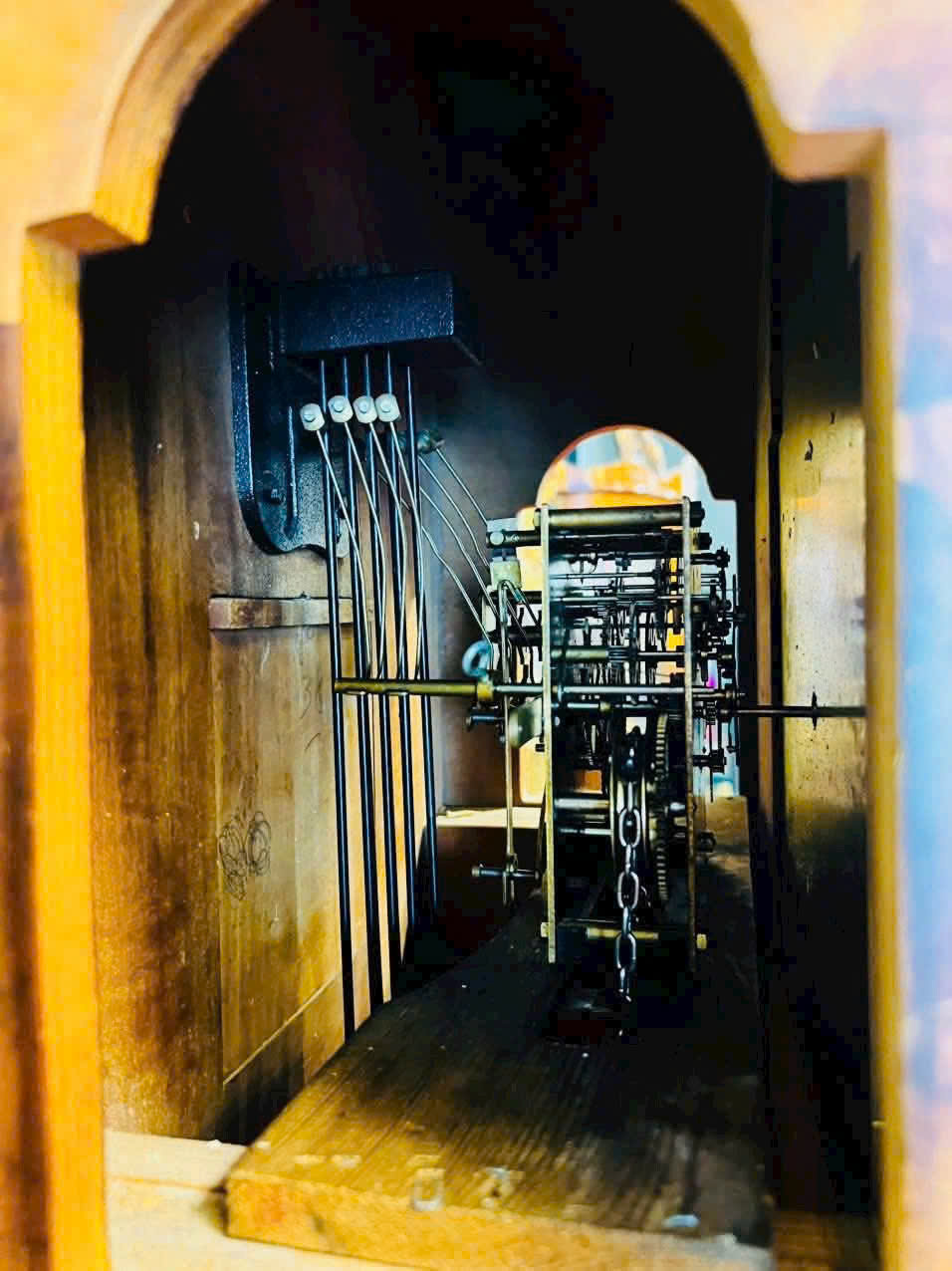 ĐỒNG HỒ CÂY CHÂU ÂU CỔ – DÁNG ĐẸP, ÂM HAY, MÁY AJk ZIN NHẬP ĐỨC