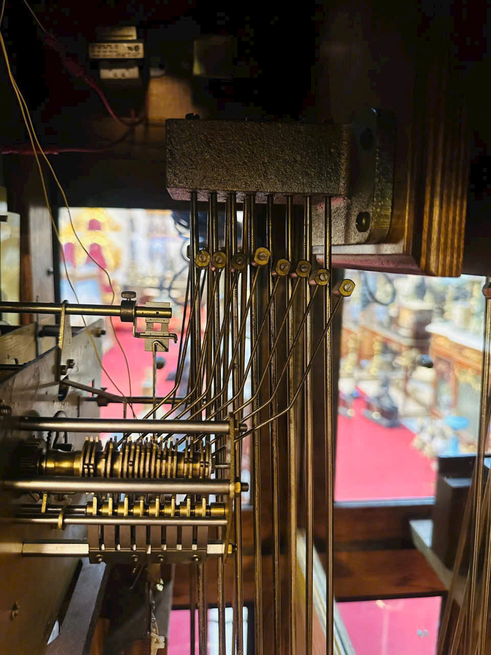 TỦ CÂY MỸ RIDGEWAY – PHIÊN BẢN HIẾM KHÔNG DỄ KIẾM