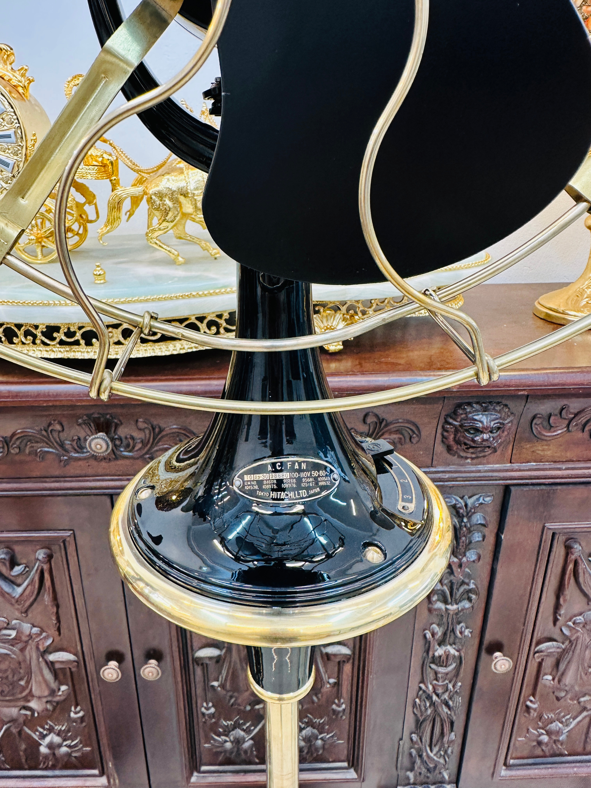 [A0003] Quạt Cây Hitachi Ngoáy Cháo