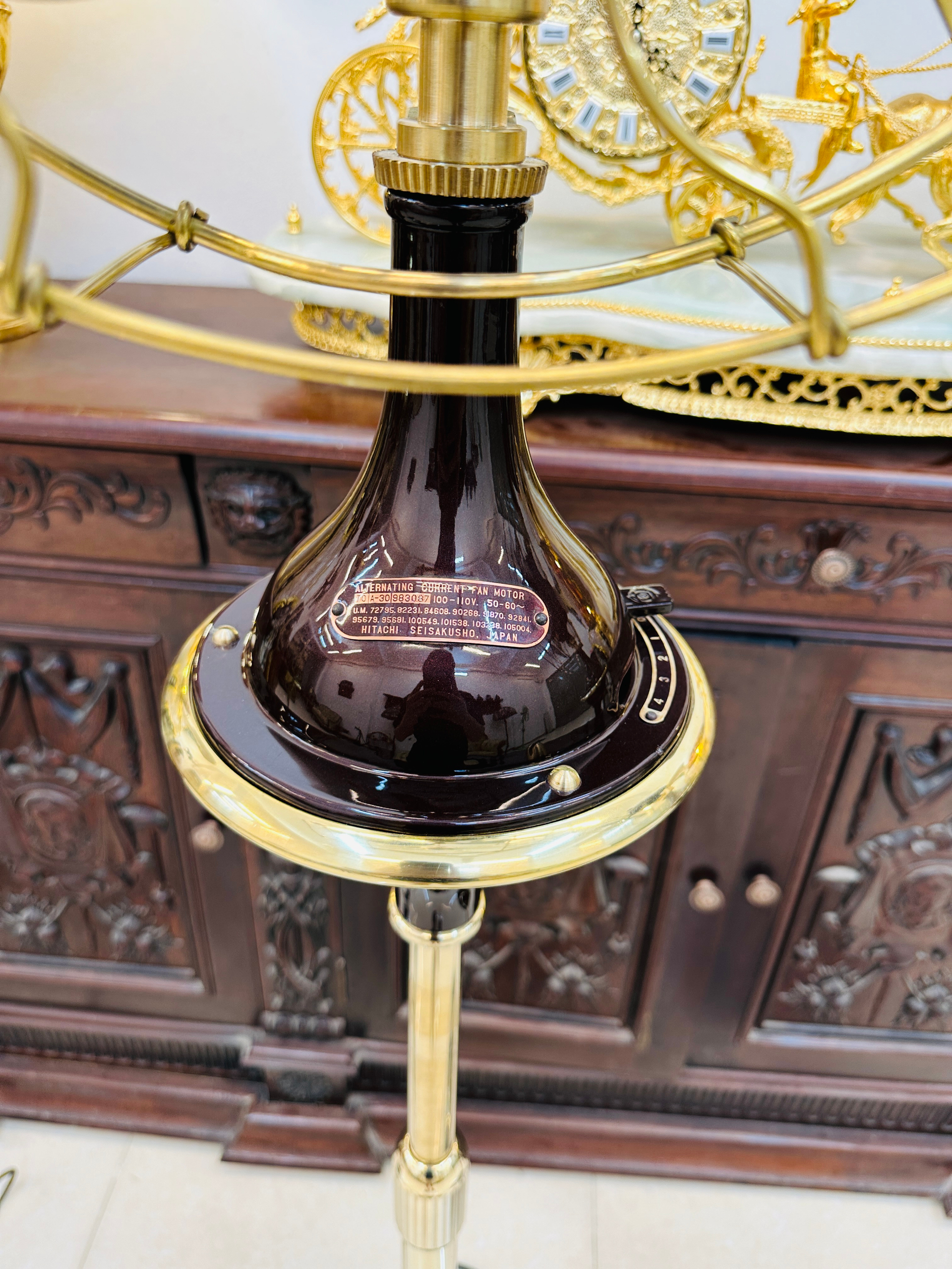 [A0002] Quạt Cây Hitachi Quay 360