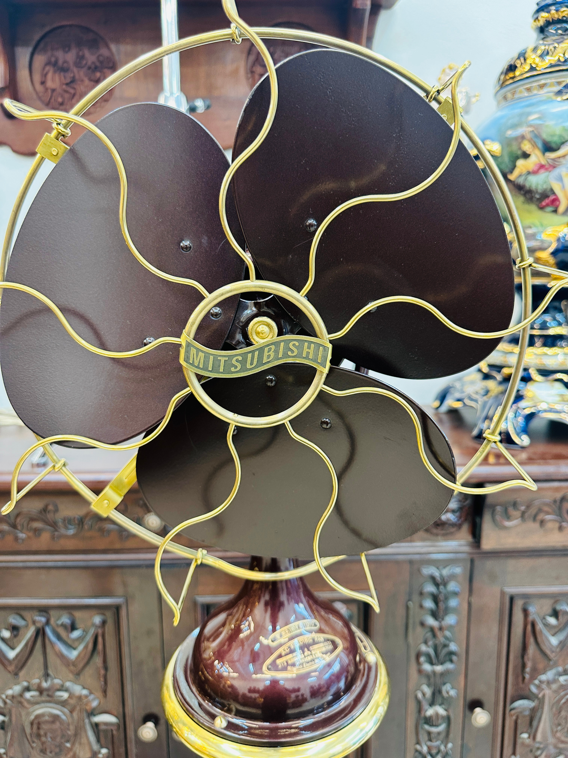 [A0001] Quạt Cây Mitsubishi Ngoáy Cháo