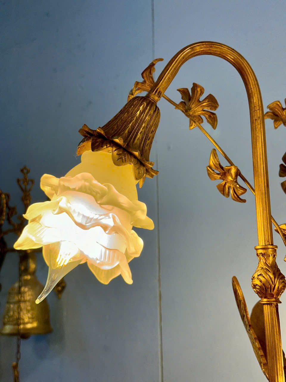 CẶP ĐÈN BÀN CHÂU ÂU XƯA&nbsp;[TH3245]