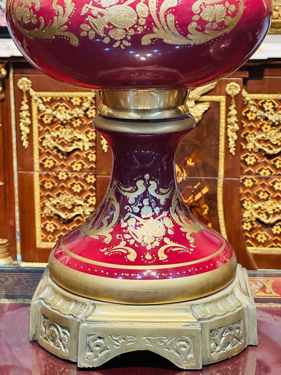 Bình gốm sứ châu Âu cổ điển [TH2823]