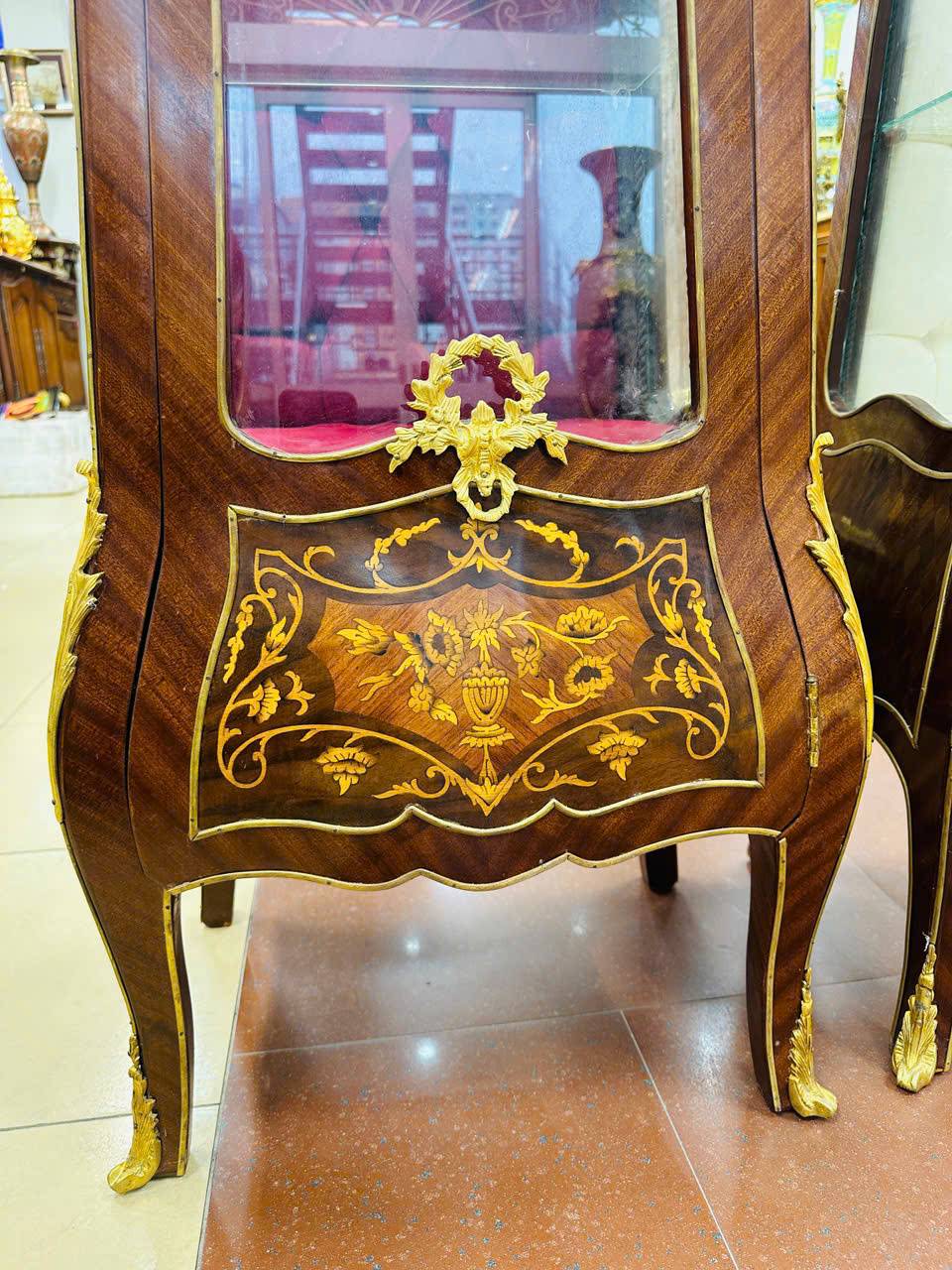 Đôn Tủ Trưng Bày Cổ Điển Quý Tộc [TH3088]