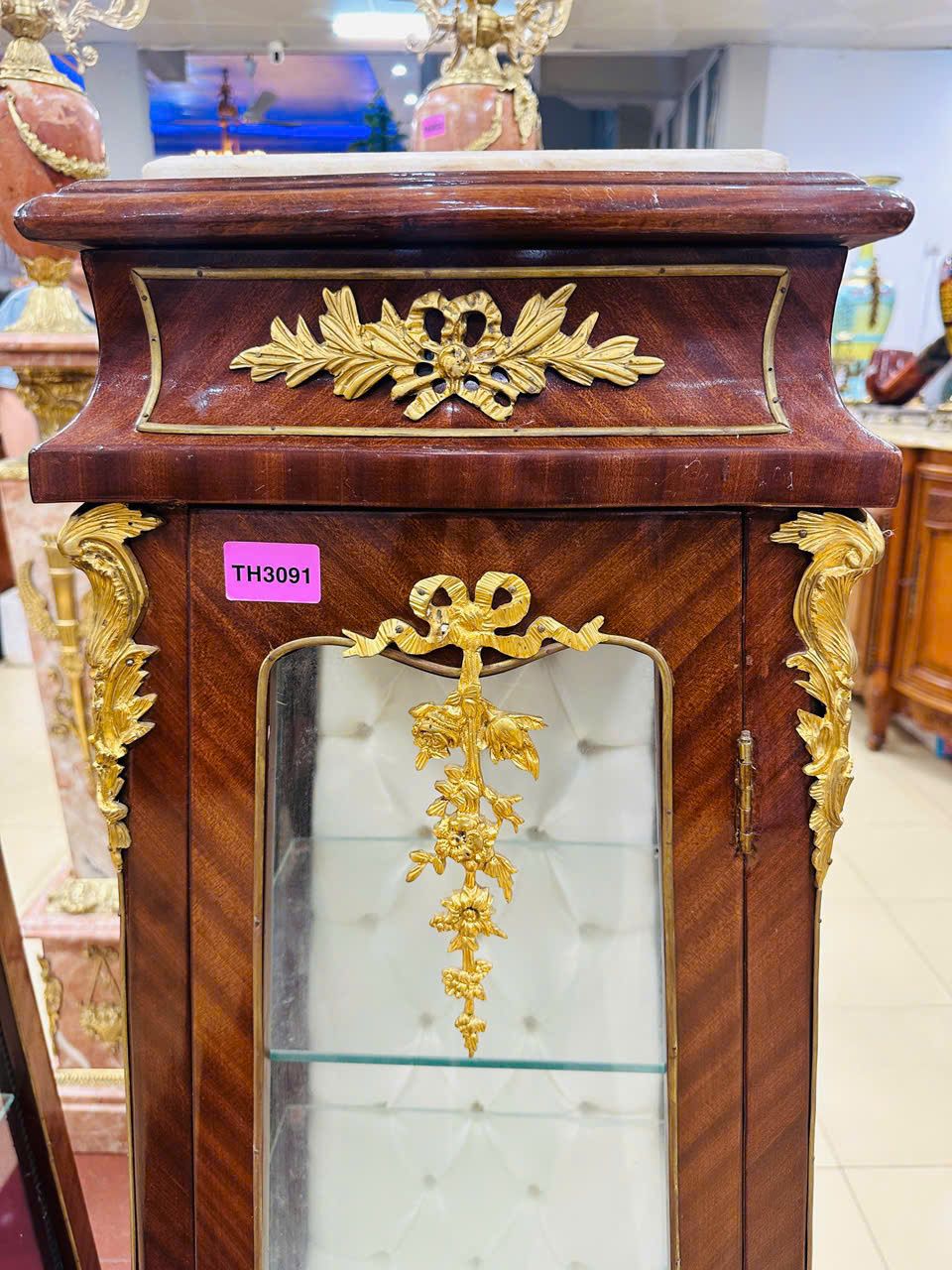 Đôn Tủ Trưng Bày Cổ Điển Quý Tộc [TH3088]