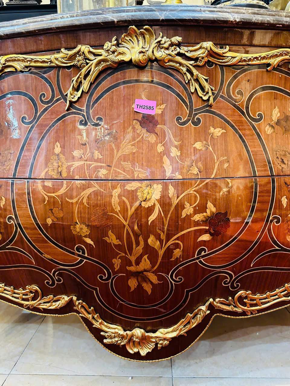 KỆ GỖ SỒI CHÂU ÂU CỔ ĐIỂN [TH2585]