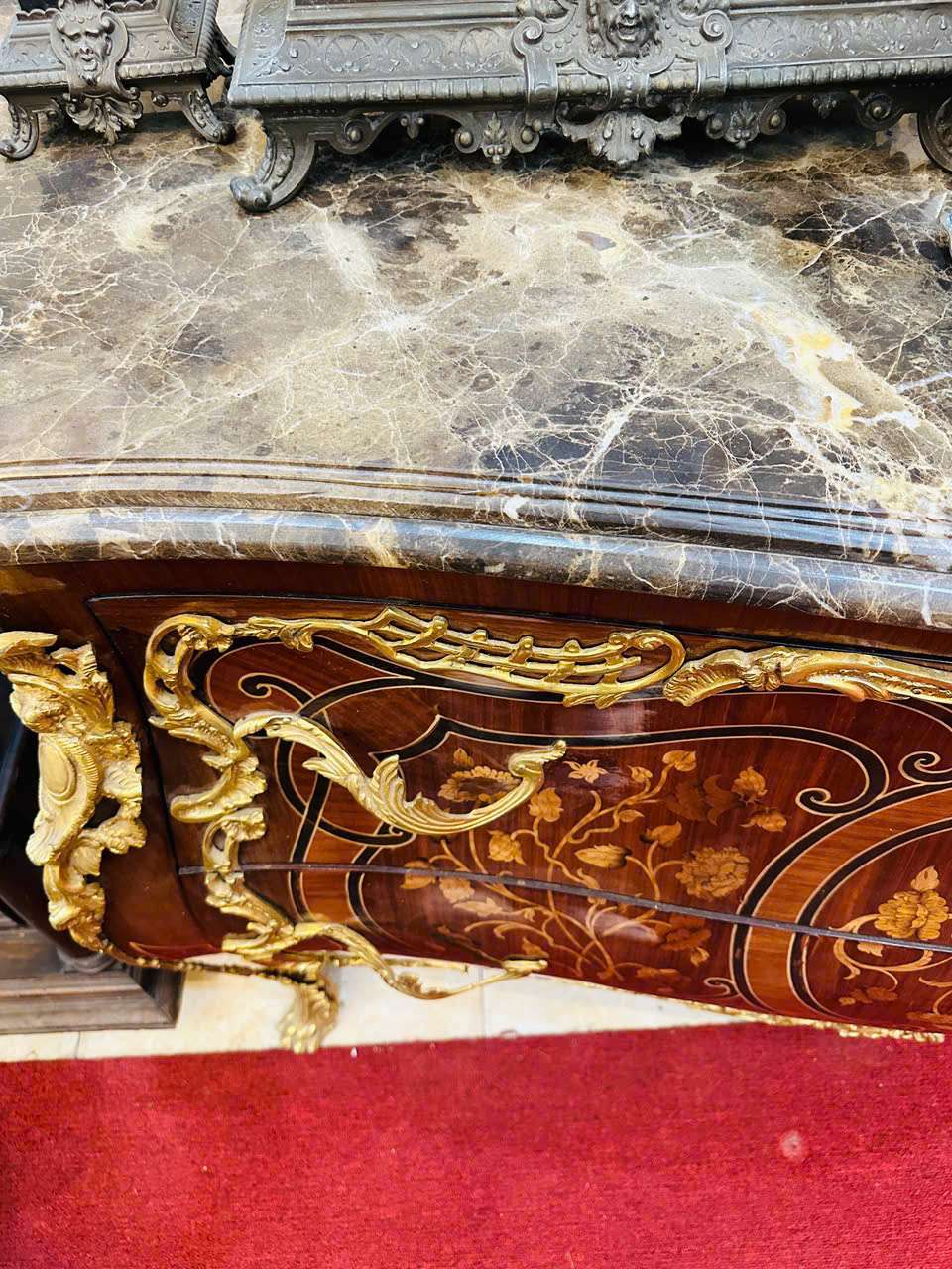 KỆ GỖ SỒI CHÂU ÂU CỔ ĐIỂN [TH2585]