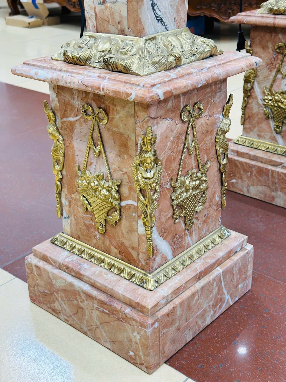 ĐÈN CÂY TRANG TRÍ - PHONG CÁCH HOÀNG GIA&nbsp;[TH2822]