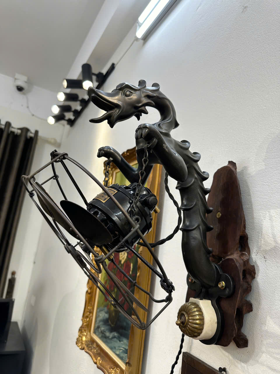 Quạt Treo Tường Độc Vip&nbsp;&nbsp;[A0021]