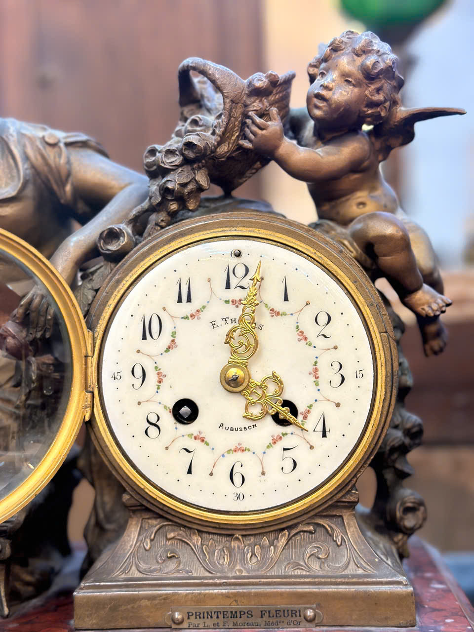 Đồng Hồ Ký Ức Hoàng Kim [TH0921]