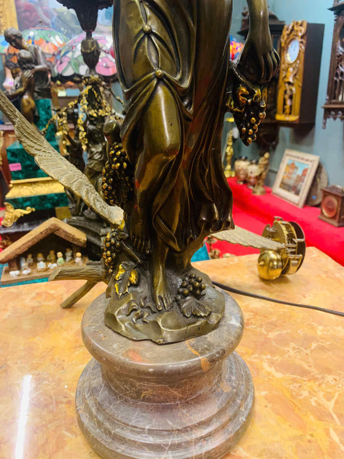 &nbsp;ĐÈN TIFFANY TƯỢNG ĐỒNG CÔ GÁI
