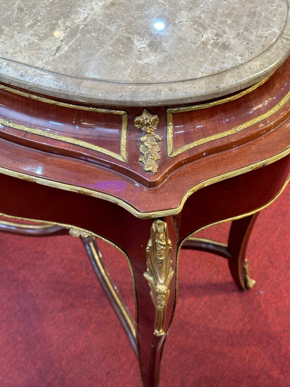 Đôn Cổ Cao Cấp Chuẩn Zin – Điểm Nhấn Sang Trọng Không Gian