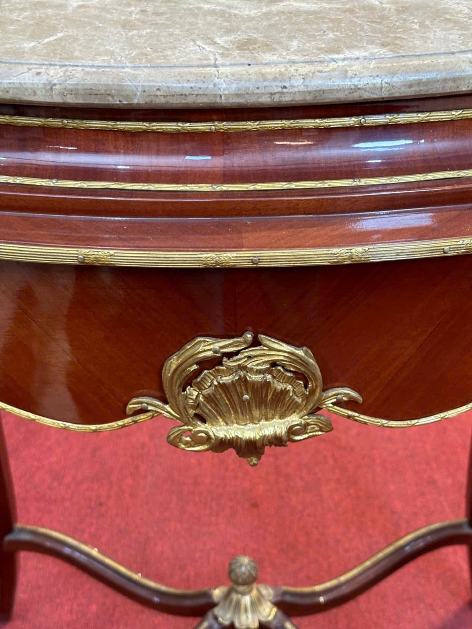 Đôn Cổ Cao Cấp Chuẩn Zin – Điểm Nhấn Sang Trọng Không Gian