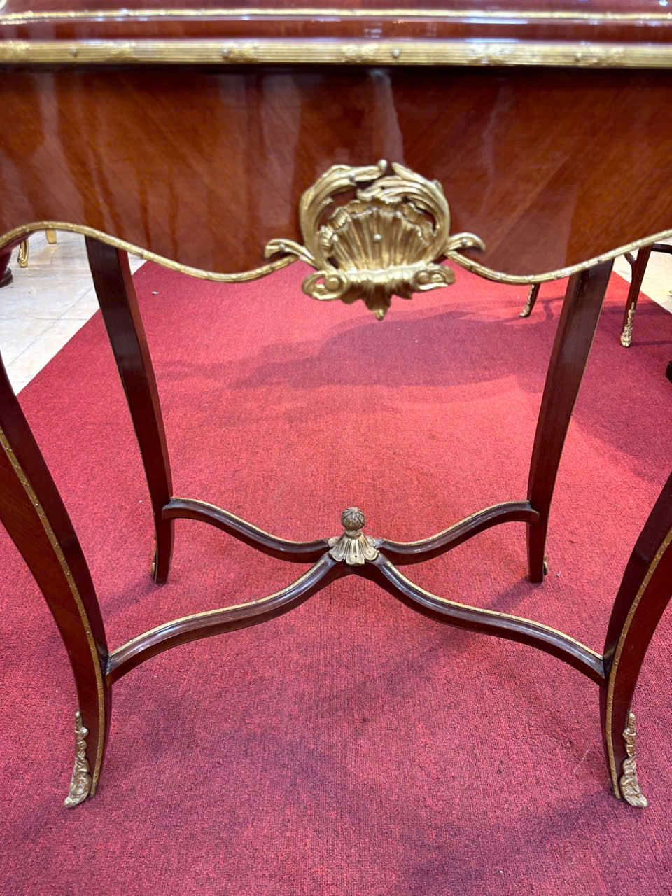 Đôn Cổ Cao Cấp Chuẩn Zin – Điểm Nhấn Sang Trọng Không Gian