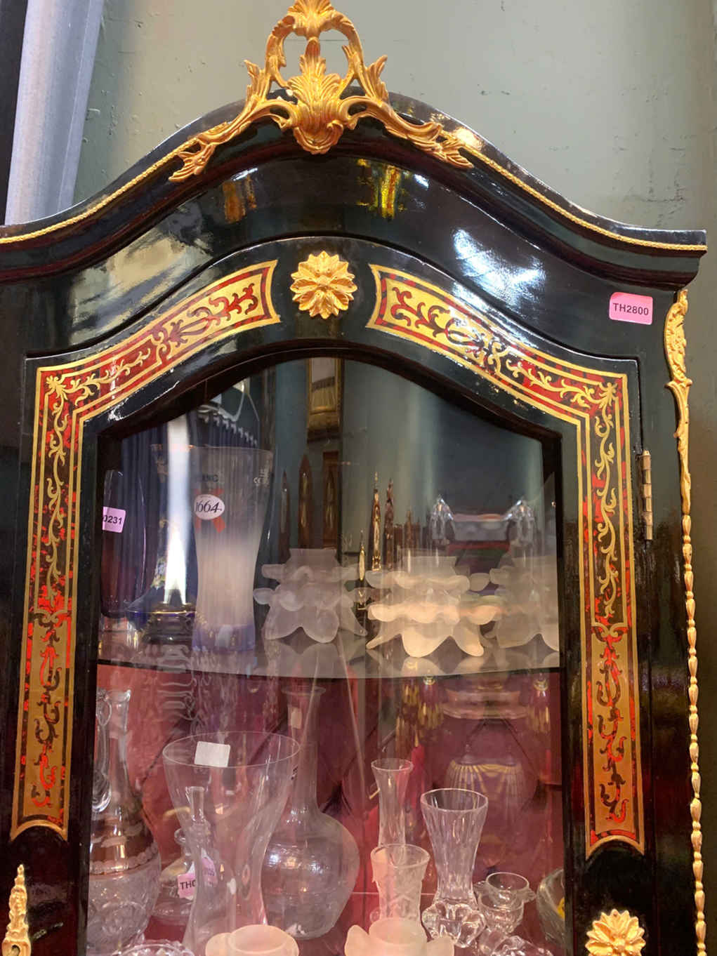 Tủ Để Đồ Châu Âu Malachit – Điểm Nhấn Sang Trọng Cho Không Gian Sống [ TH2800]