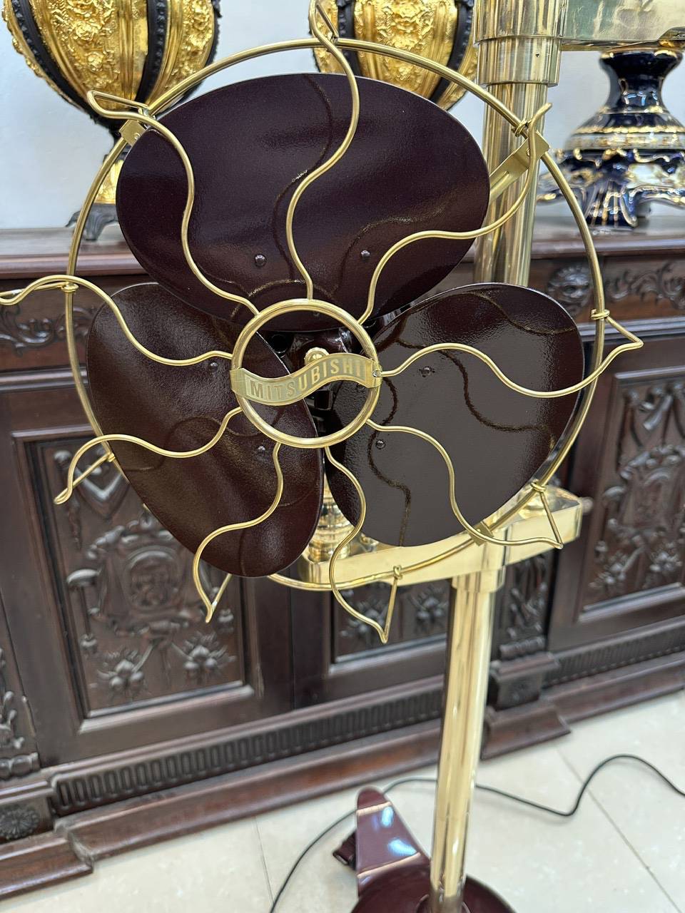 Quạt Cổ 3 Đầu Cánh FIP 300 Màu Rượu Vang Toàn Thân Đồng – Tuyệt Tác Decor Mang Giá Trị Sưu Tầm Cao