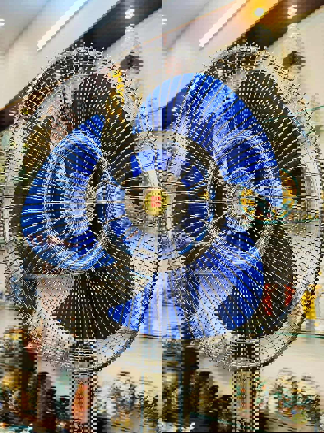 Quạt Nhật Cổ National: Báu Vật Sưu Tầm Đậm Chất Hoài Cổ