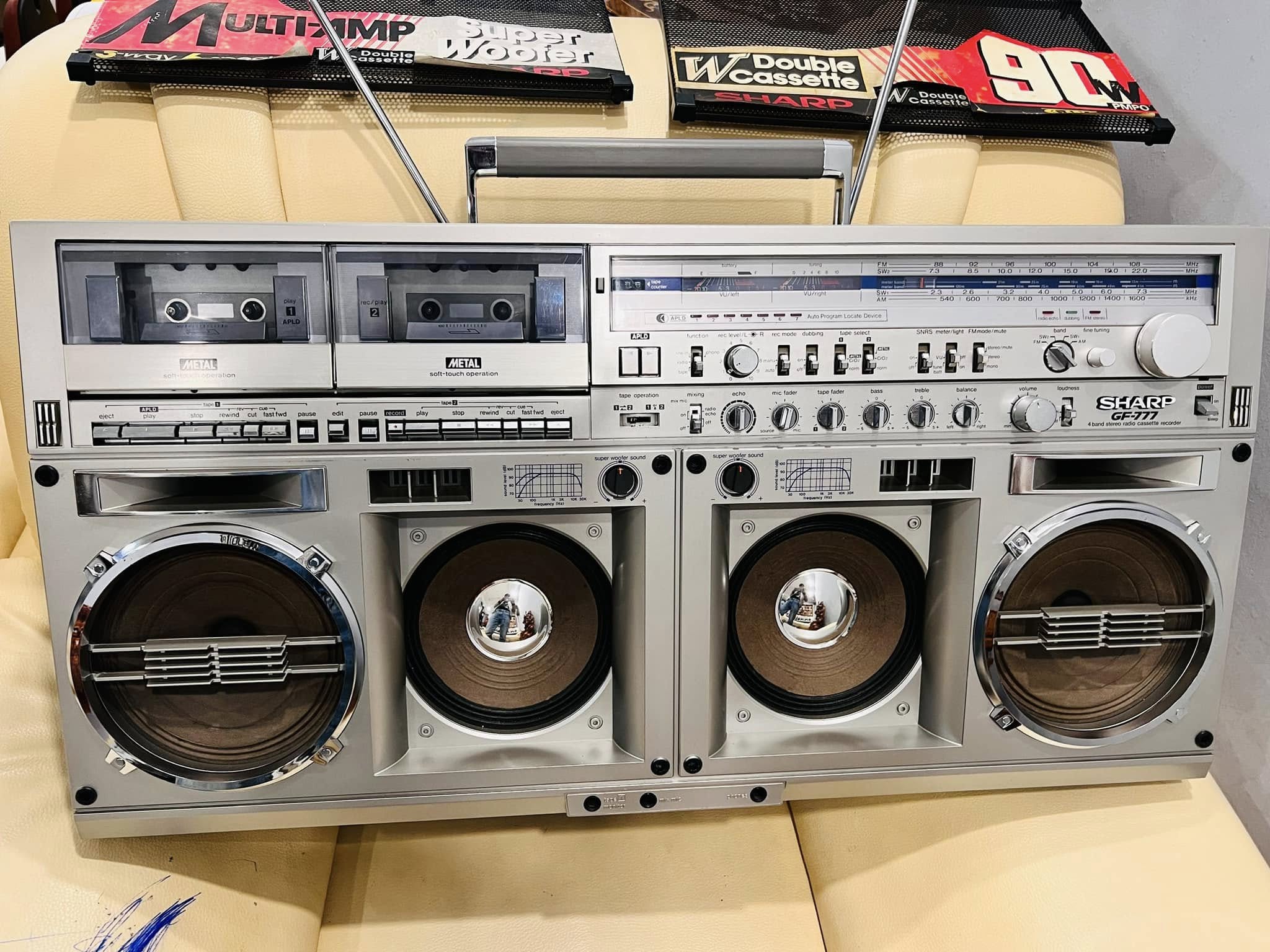 Giá Đài Sharp 777 Hiện Tại Bao Nhiêu?